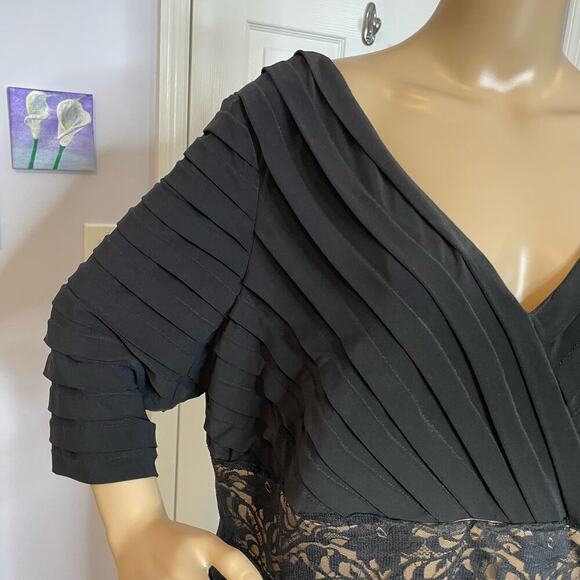 Adrianna Papell Woman evening dress 16W black tan lace - Picture 5 of 9